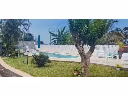 la possession- pichette- maison f5 115 m² piscine  grande varangue et 3 stationnements