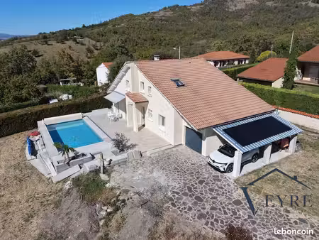 villa 6 pièces 132 m²