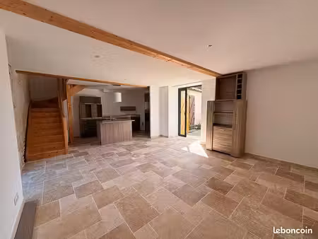 grange 2 pièces 55 m²