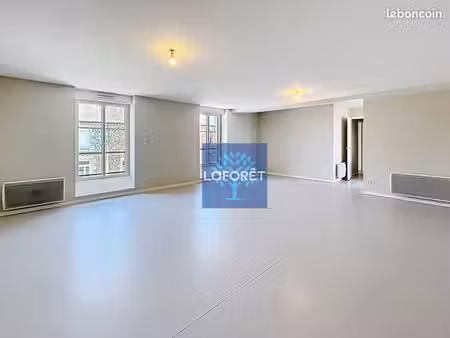 appartement 3 pièces 82 m²