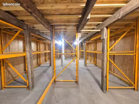 local stockage 90m²