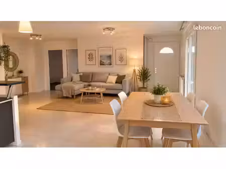 maison récente 3 chambres avec garage  jardin et excellent état  peintures intérieures neu