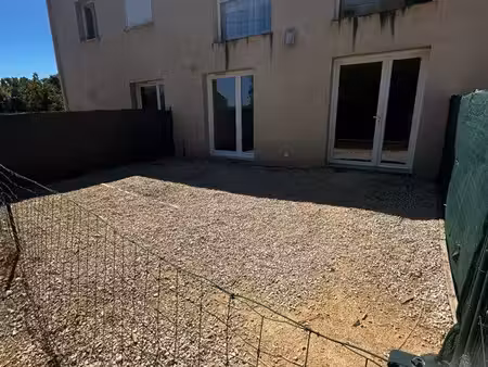 t2 avec jardin et parking