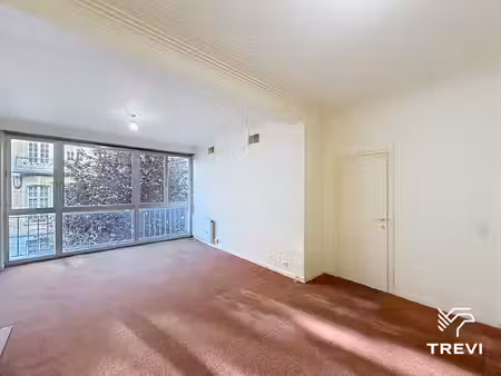 appartement te huur in elsene met 1 slaapkamer