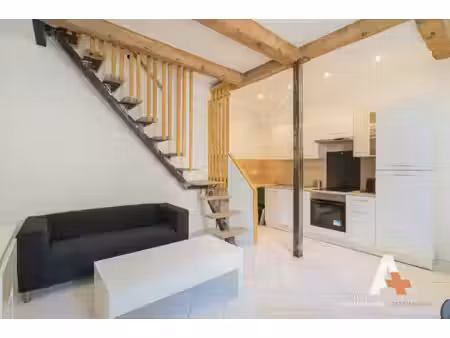 vente marseille 13008/ rouet - place razzenti / maison de vi