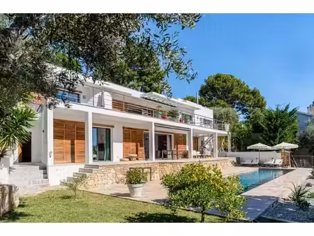 toulon – villa contemporaine d'inspiration années 50