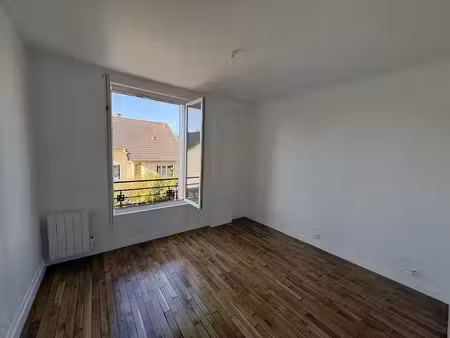 location appartement 3 pièces 42.06 m² à aulnay-sous-bois (93600)  1 040 €