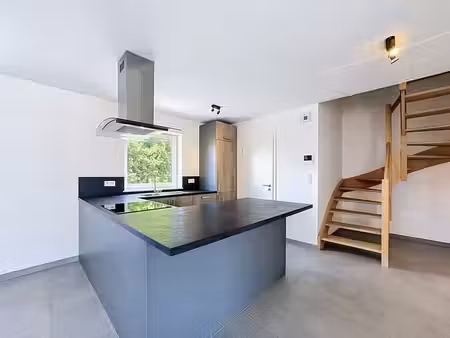 superbe appart à louer 2ch + terrasse à oreye