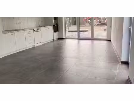 appartement à louer à heppen pour € 995 avec 2 chambres à coucher