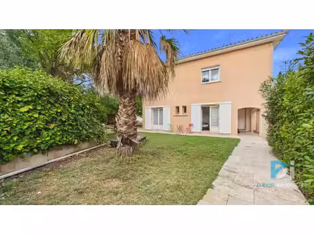 villa aux volumes généreux 5 chambres nézignan l'évêque