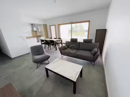 t3 meublé de 81m² avec jardin - st cyr au mont d'or