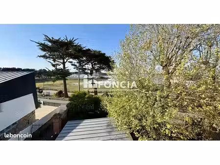 t2 vue mer dans petite copropriété