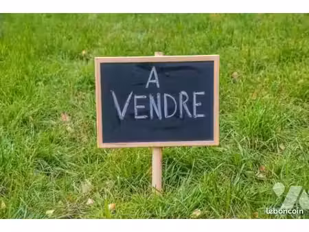 terrain 567 m² marquise