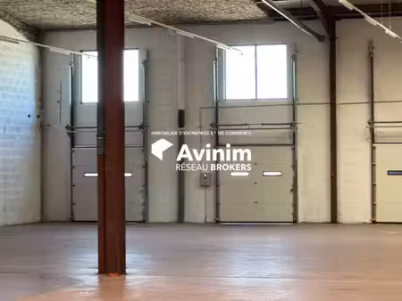 location local commercial