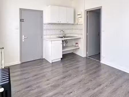 appartement f2 à louer - 2 pièces - 23 79 m2 - yzeure - 03 - auvergne