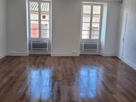 appartement t3 duplex avec patio