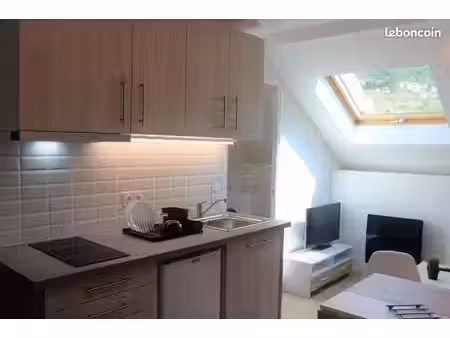 studio meublé rénové 23 5m2 - morez - proche suisse et station (haut-de-bienne)
