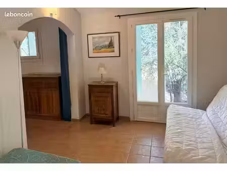 appartement 30m2 oct a juin - dans la nature