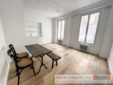 jules joffrin - espace pour deux postes de travail