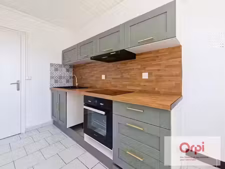 location appartement 4 pièces 70.85 m² à montluçon (03100)  685 €