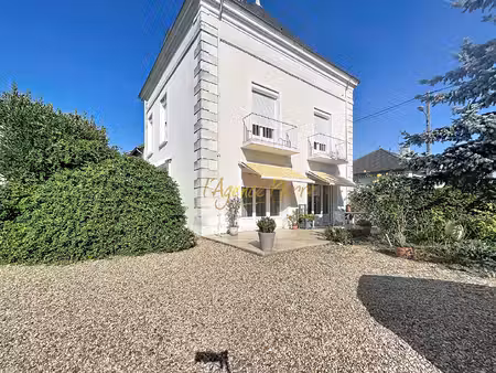 maison centre ville avec jardin&double garage