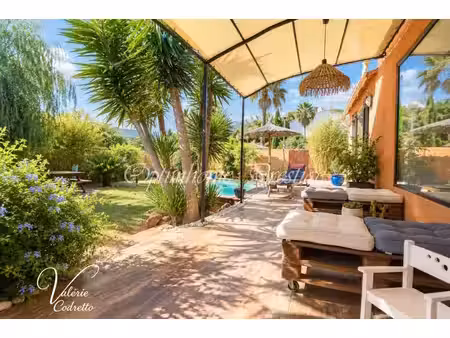 villa de caractère avec piscine à hyères costebelle – proche plage de l’almanarre 83400