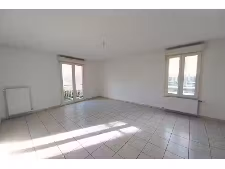 appartement 4 pièces – 93 m² à migennes