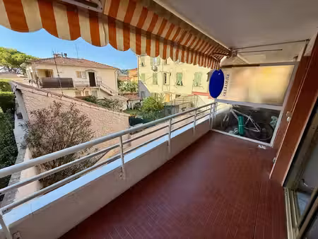 3 pieces vide / roquebrune cap martin