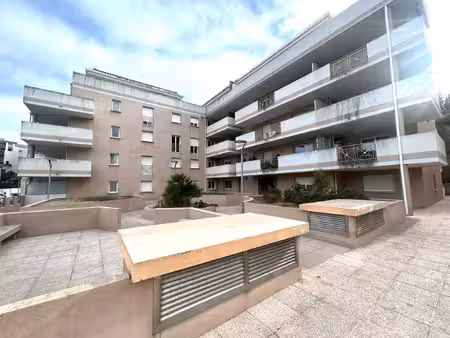 en exclusivite a la vente un studio residence du parc 1 a sa