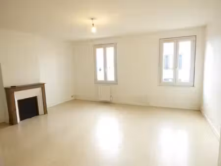 appartement 3 pièces  tigy centre