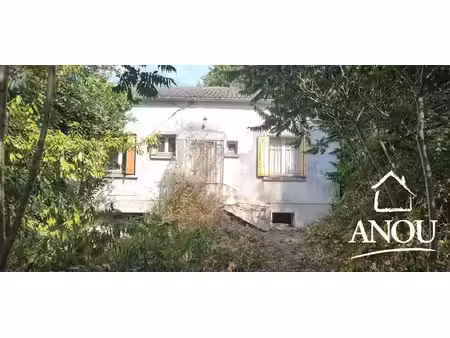 petite maison au calme en campagne- grand terrain