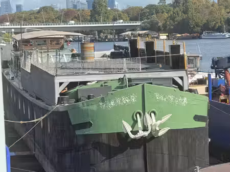 vente péniche 8 pièces