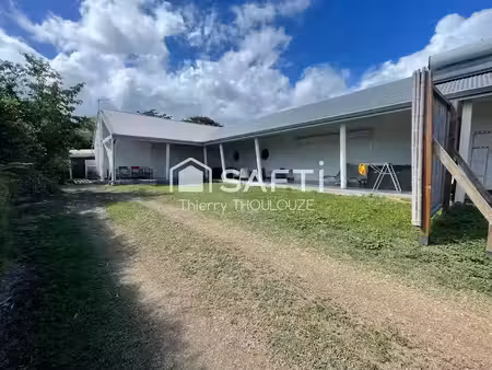 location meublée villa 4 pièces 140 m² à basse terre (97100)  1 780 €
