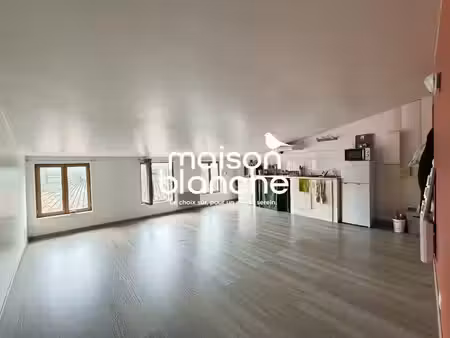 location appartement 3 pièces 37.5 m² à saint-maixent-l'ecole (79400)  495 €
