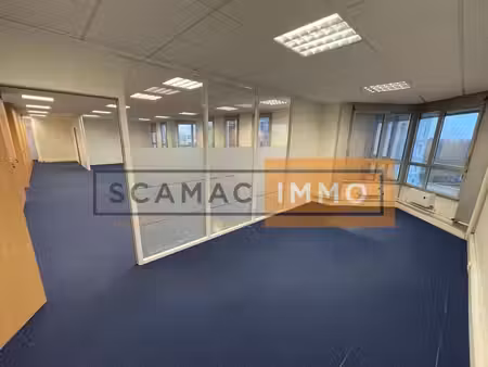 vente bureaux noisy le grand 93160 158m²