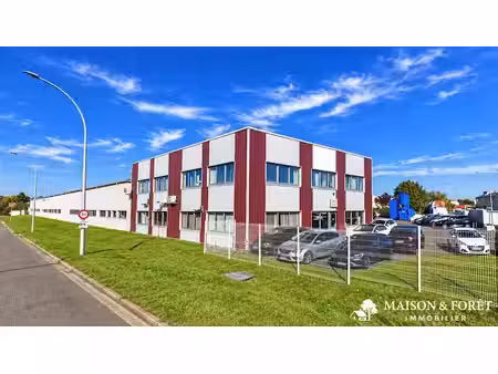 location locaux professionnels 0 pièces 3600 m² à gien (45500)  12 500 €