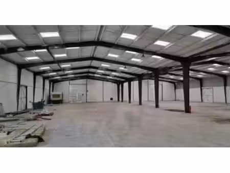 location local d’activités angerville 91670 1400m² à 9330m²