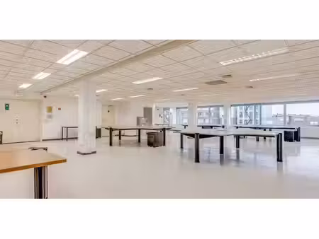 bureau à louer à antwerpen pour € 2.538