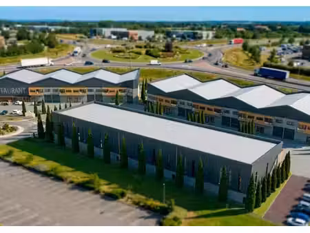 location local d’activités persan 95340 503m²