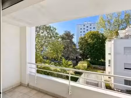 location bureaux et commerces à vannes (56000) : à louer / 46m² vannes