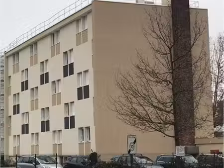 place de parking résidence calme et sécurisé fontenay le fleury