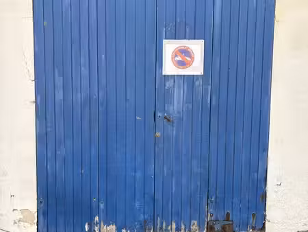 parking/box 18 m² rochefort