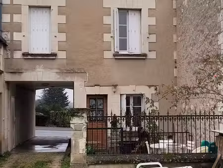 f4 à louer à cormery