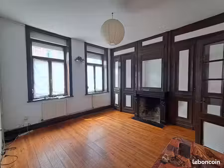 maison avec 3 chambres et cave rue d'artois lille