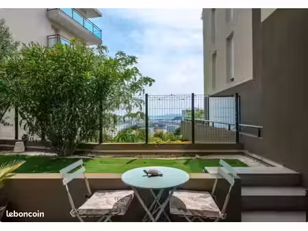 location t2 meublé nice jardin privatif & vue mer quartier corniche fleurie