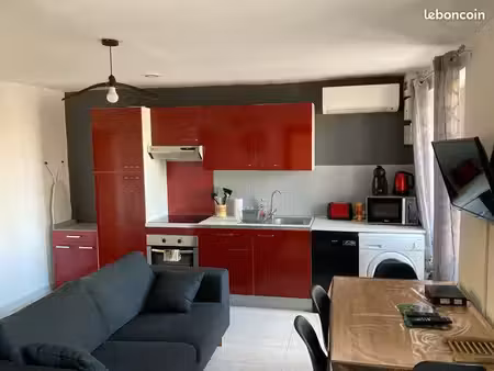 loue appartement 570 année scolaire
