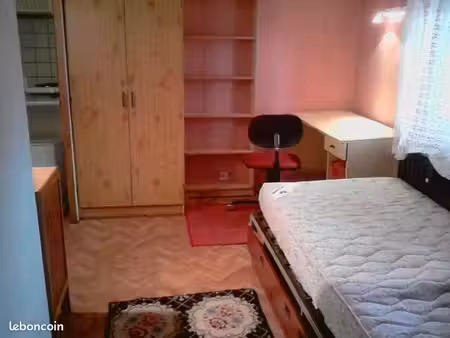 petit studio pour étudiant(e)