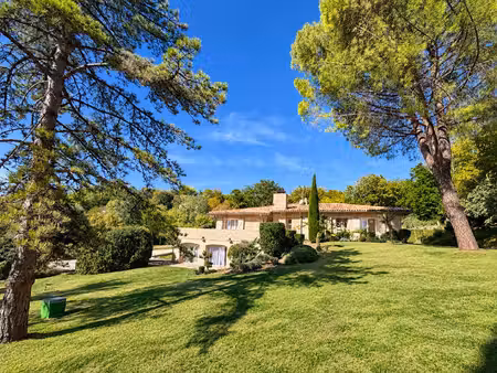 montpezat de quercy - propriété 5 pièces 267.47 m2