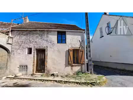 pont sur yonne - maison de ville à rénover de 61 5 m2 - idéa