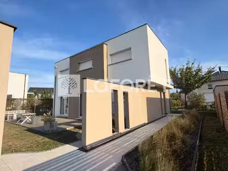 maison village neuf 6 pièce(s) 140 m2